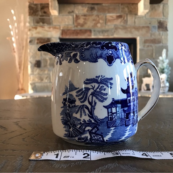 COPY - Blue Willow Coffee Creamer - Picture 3 of 10